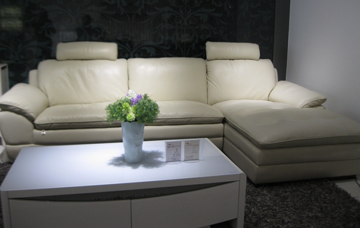 Sofa màu trắng